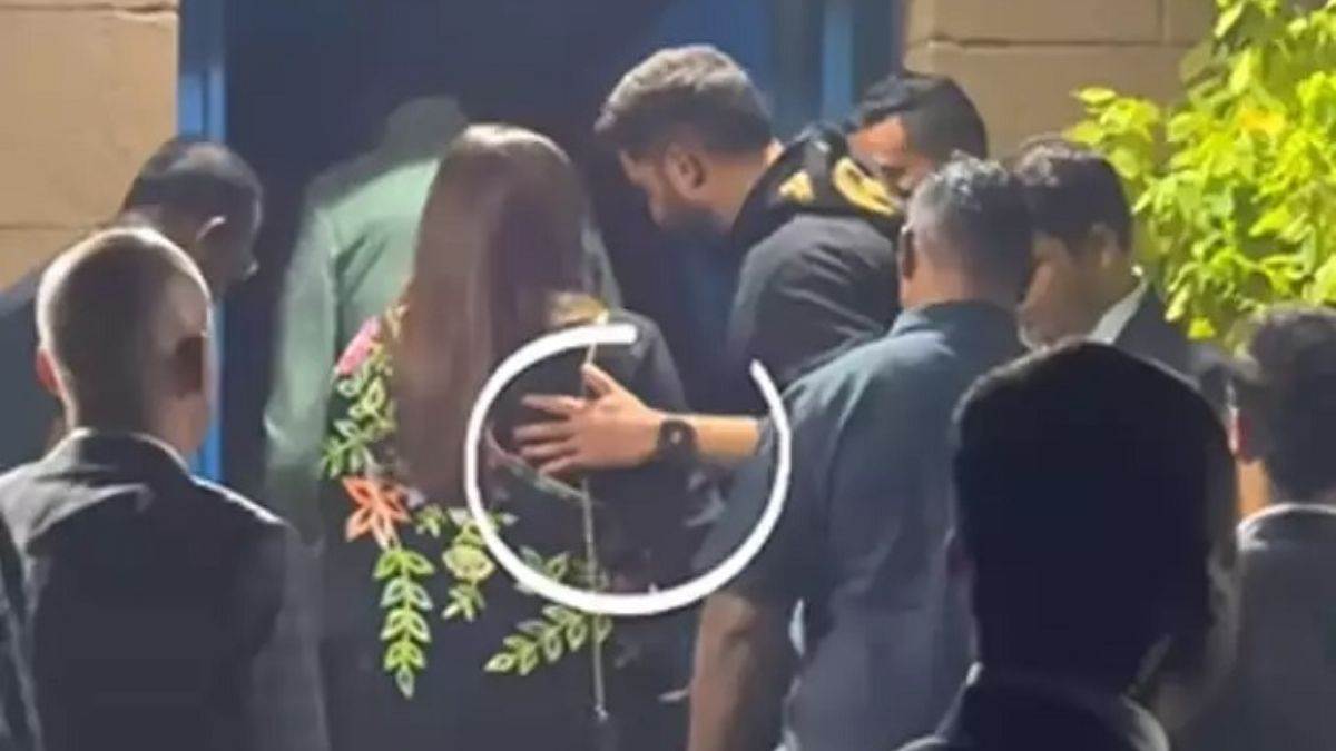 abhishek bachchan turns protective for aishwarya rai at aaradhya school function fans express their happiness