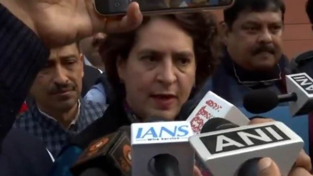 https://www.jagranimages.com/images/newimg/20122024/20_12_2024-priyanka_gandhi_23852372.jpg