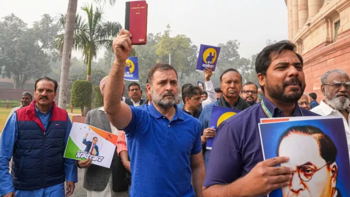 Parliament Scuffle Case: संसद भवन में हुई धक्का मुक्की मामले की जांच क्राइम ब्रांच करेगी।(फोटो सोर्स: पीटीआई)