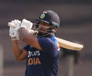 भारतीय बल्लेबाज रिषभ पंत (फोटो ट्विटर पेज)