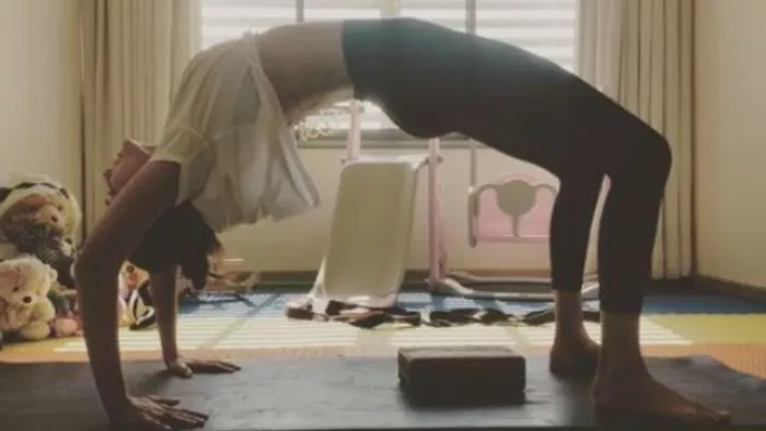 Anushka Sharma shared yoga poses, fans said - superflexible, picture credit- instagram