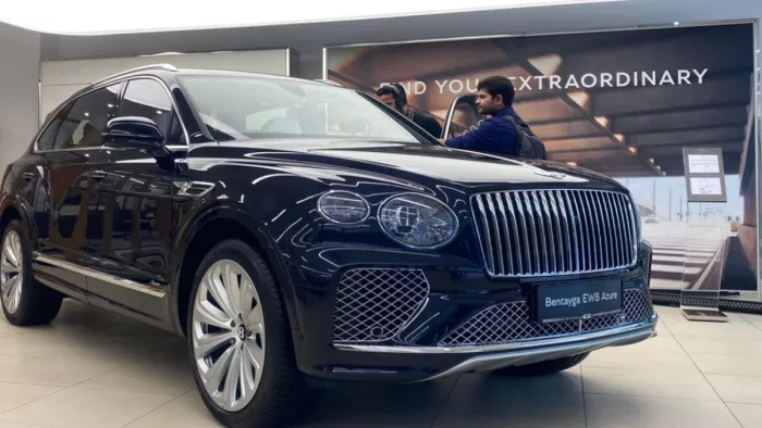 This Bentley car catches the speed of 100 in just 4.6 seconds