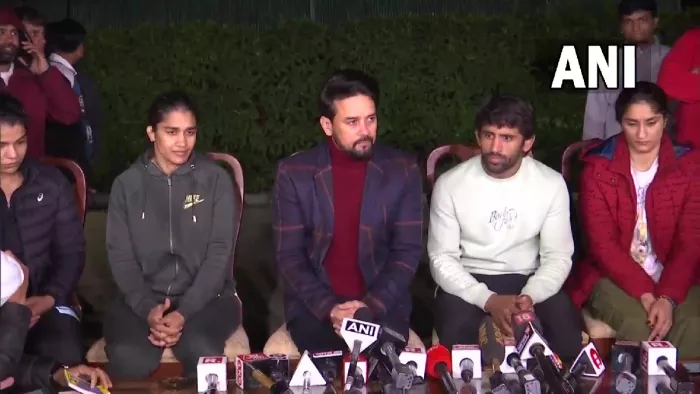 जांच पूरी होने तक संघ के कार्य से अलग रहेंगे बृजभूषण।