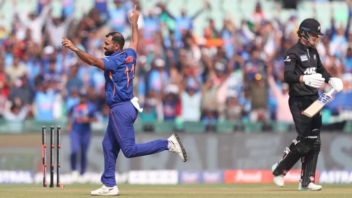 IND vs NZ: मोहम्मद शमी ने फिन एलेन को क्लीन बोल्ड किया