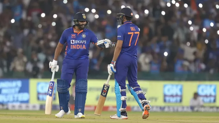 IND vs NZ: रोहित शर्मा ने भारतीय गेंदबाजों की तारीफ की
