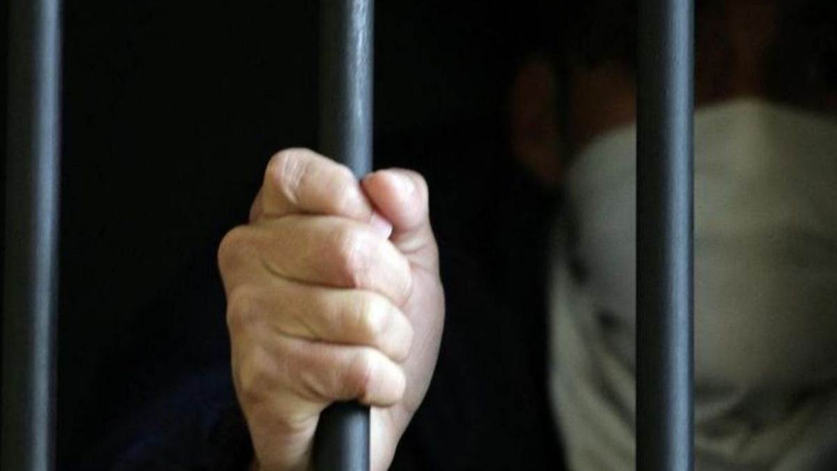 https://www.jagranimages.com/images/newimg/21012024/21_01_2024-arrest_23634776.jpg