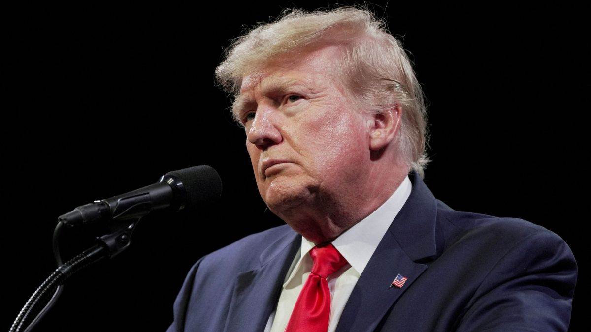 https://www.jagranimages.com/images/newimg/21012025/21_01_2025-donald_trump_secret_files_23870281.jpg
