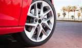 Tips to Choose Tyre: भारतीय सड़कों के हिसाब से चुनें अपने वाहन के टायर, वरना माइलेज और एलाइनमेंट दोनों हो सकते हैं खराब