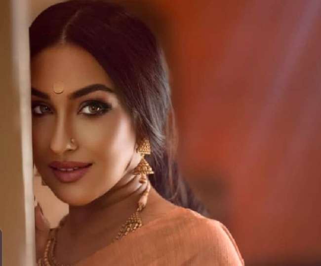 https://www.jagranimages.com/images/newimg/21022022/21_02_2022-rituparna_sengupta_22487175.jpg