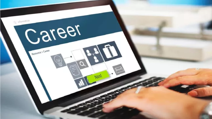Career Options After 12th: आर्ट्स, कॉमर्स, साइंस वाले स्टूडेंट्स इस क्षेत्र में बनाएं करियर। (Image-freepik)