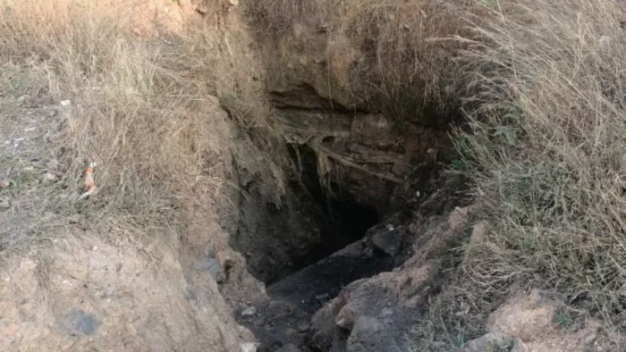 बुढ़मू में बंद खदान धंसी, अवैध रूप से कोयला निकाल रहे 17 जख्मी।