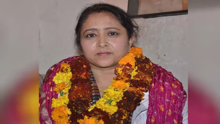 केंद्र सरकार की नीतियों से महंगाई चरम पर : ज्योति रौतेला
