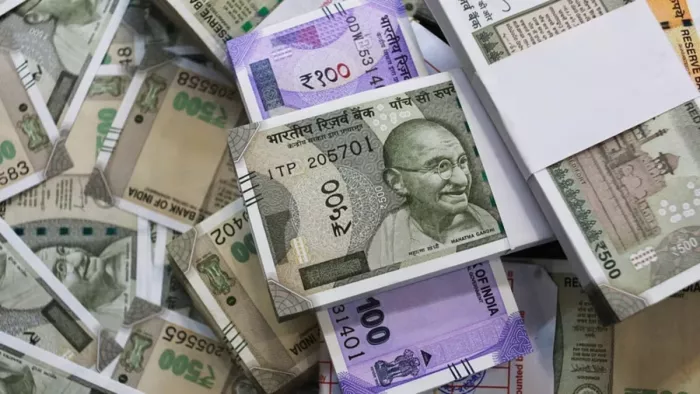 धनबाद मंडल के 22 स्टेशनों में 7.5 करोड़ की हेराफेरी, रेलवे ने दर्ज कराई 14 FIR (सांकेतिक तस्वीर)