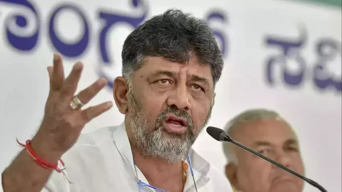 रोड कंस्ट्रक्शन वर्कशॉप का उद्घाटन करने पहुंचे थे शिवकुमार (फोटो: पीटीआई/फाइल)