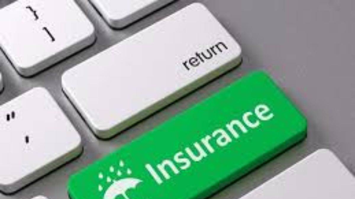 https://www.jagranimages.com/images/newimg/21022025/21_02_2025-insurance_23888472.jpg
