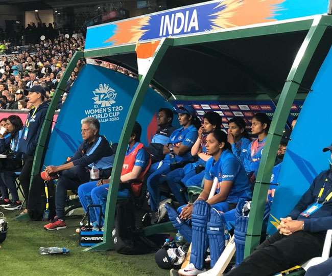 indian women team lost to south africa in 1st t20i match sa women team won by 8 wickets