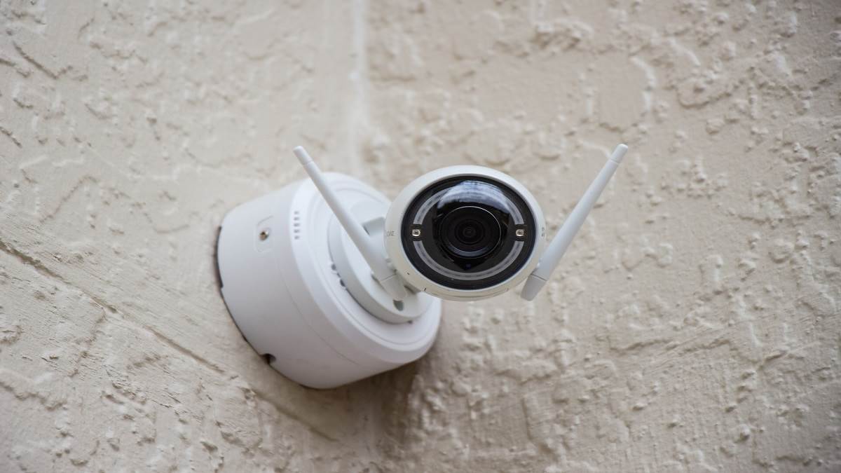 Best CCTV Camera: बिना सैलरी लिए घर की दिन-रात रखवाली करेगा ये चौकीदार, अब चोरों की खैर नहीं !!