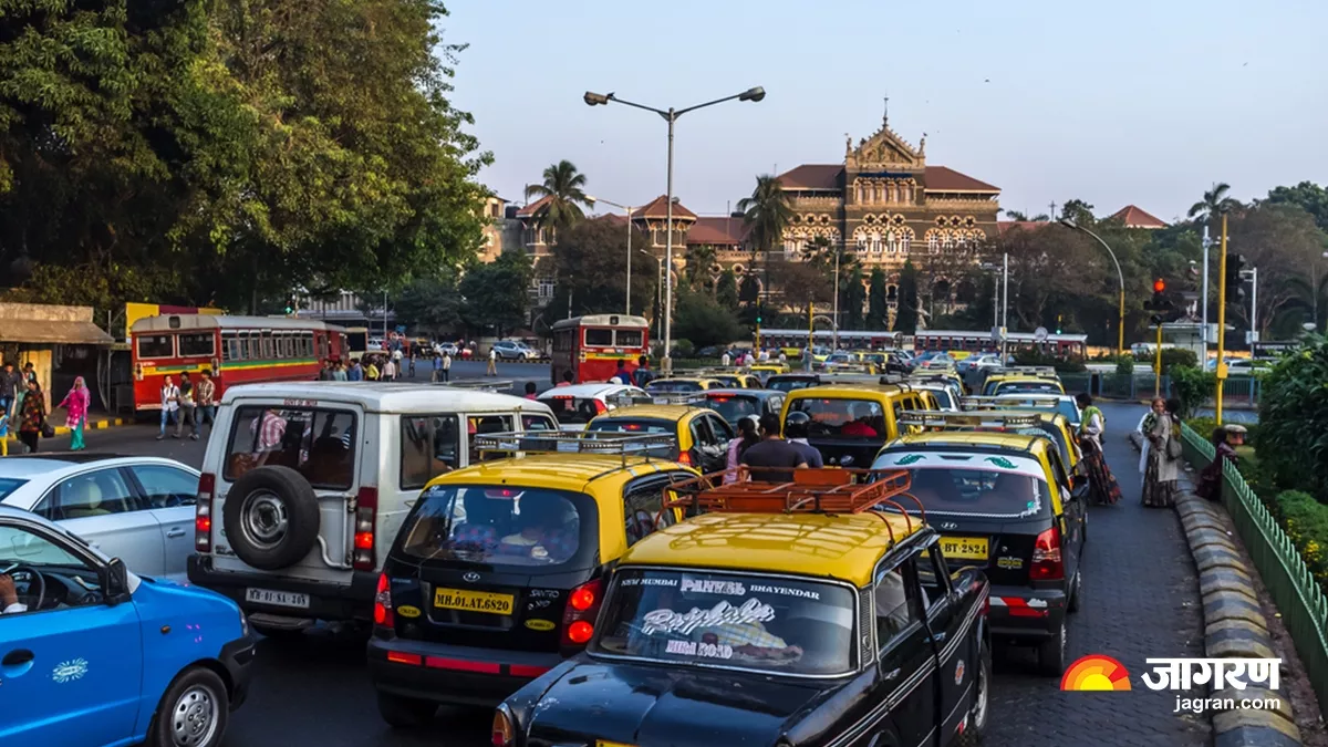 Mumbai News: सड़क निर्माण के बीच 5 महीने के लिए मुंबई में ट्रैफिक डायवर्जन, जानें रास्तों का पूरा हाल