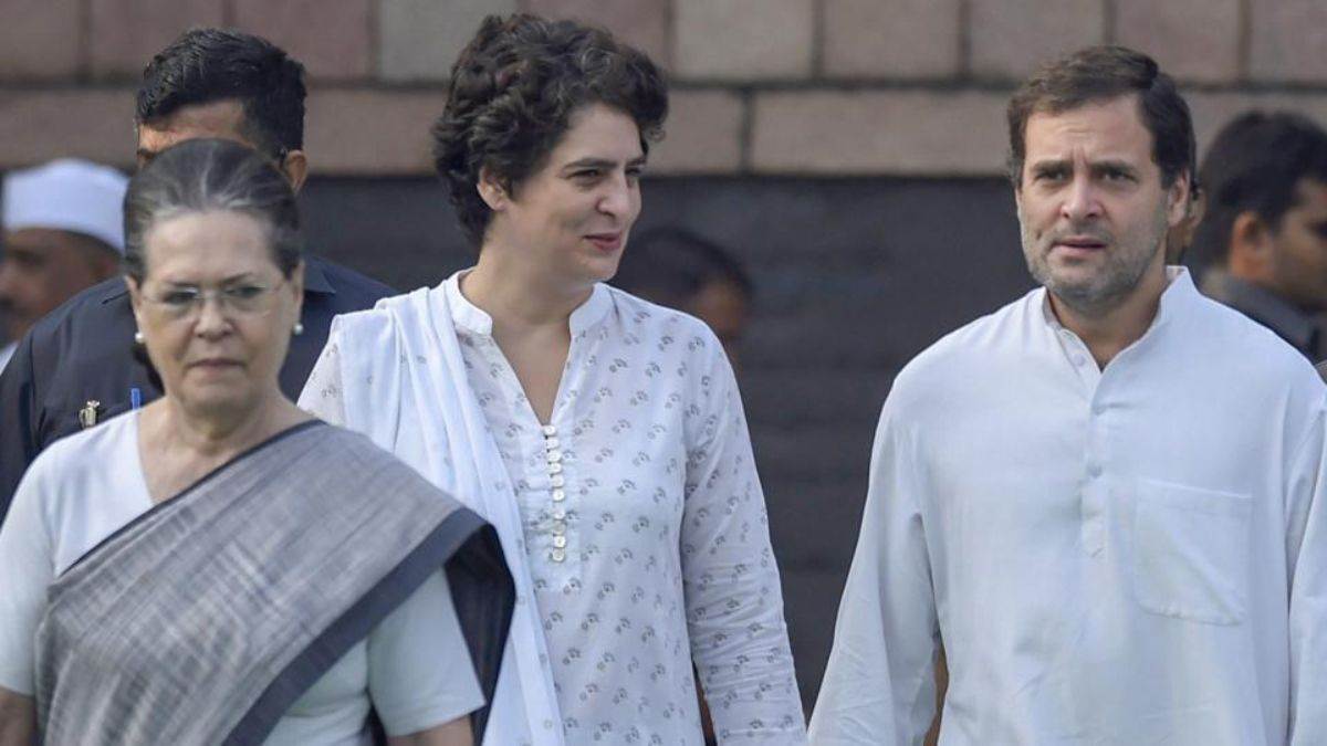 https://www.jagranimages.com/images/newimg/21032024/21_03_2024-rahul_sonia_priyanka_1_23679763.jpg