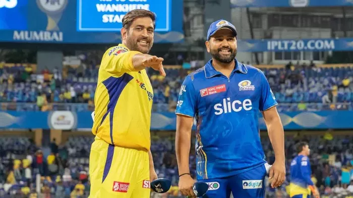 IPL 2024: एमएस धोनी के कप्तानी छोड़ने पर रोहित शर्मा का रिएक्शन सामने आया है।