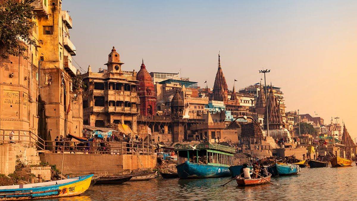 boats will not run during the day on holi in varanasi