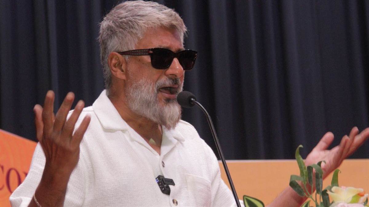 https://www.jagranimages.com/images/newimg/21032025/21_03_2025-vivekagnihotri_23903292.jpg