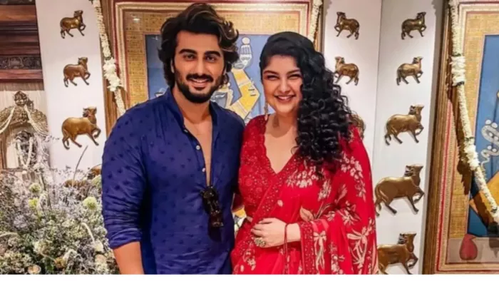 Photo Credit : Arjun Kapoor Anshula Kapoor Instagram Photos Screenshot