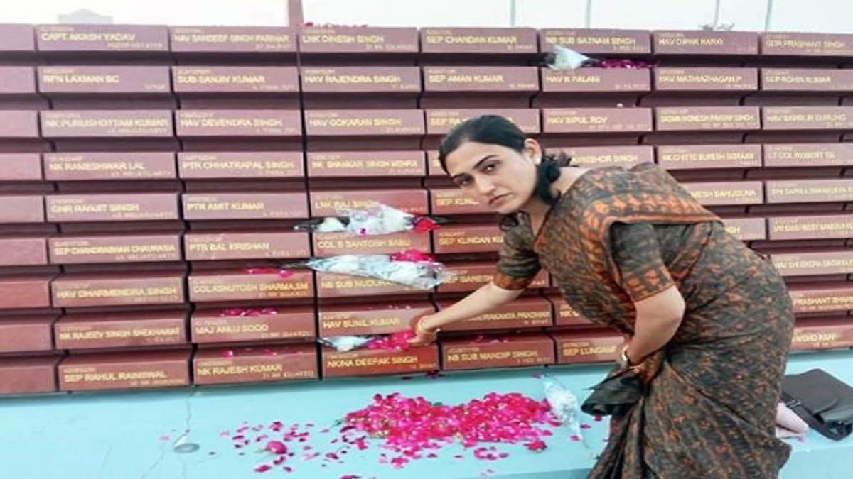 rekha singh wife of galwan martyr set for entry in army as lieutenant
