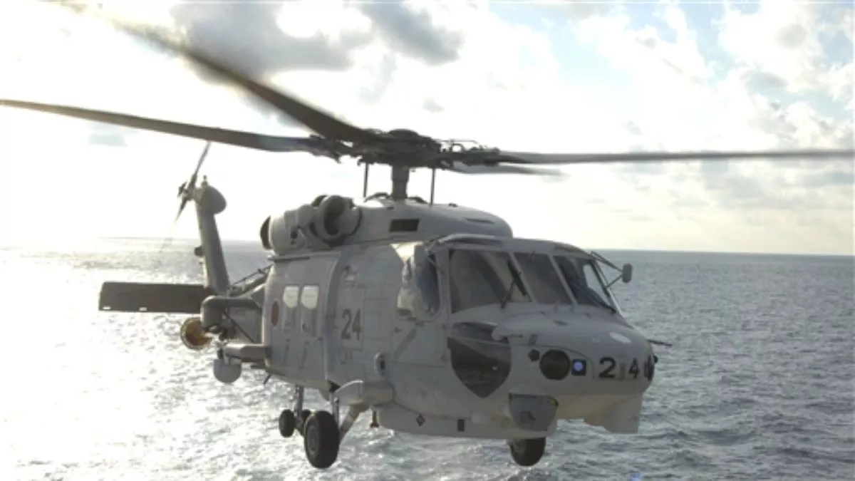 जापानी नौसेना के दो हेलीकॉप्टर क्रैश, हादसे में एक की मौत; विमान में सवार 7 लोग लापता