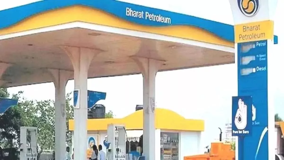 Petrol Pump Owner- विदेश से तेल कंटेनर मंगवाने का दिया झांसा, ठाणे में पेट्रोल पंप मालिक से 1 करोड़ रुपये की ठगी