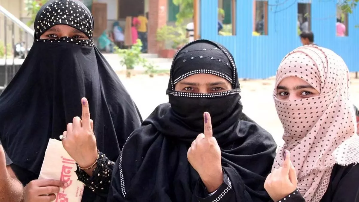 Voting in MP: प्रदेश में मतदान साढ़े आठ फीसदी घटा, हर मतदान केंद्र पर वोट बढ़ाना भाजपा के लिए बड़ी चुनौती