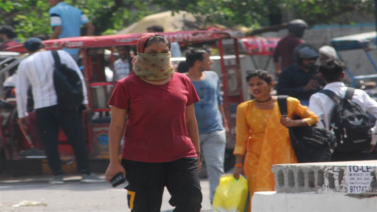ncr noida weather forecast no relief from heat air is giving relief from pollution