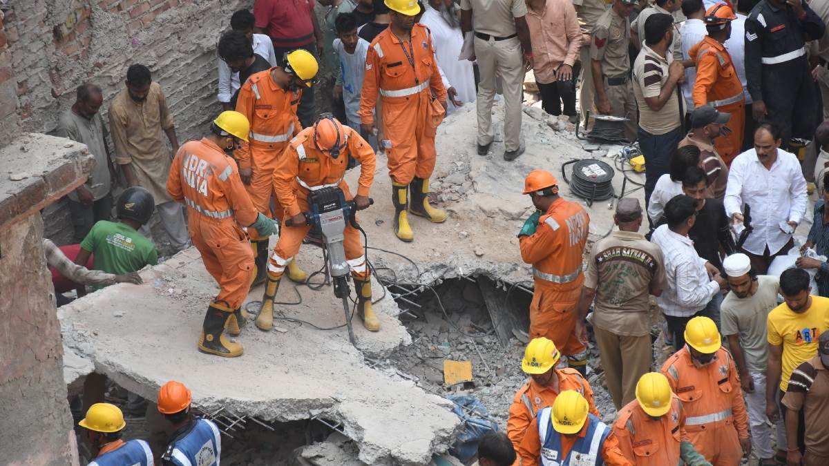 ncr weak buildings in delhi 38 structures identified for demolition