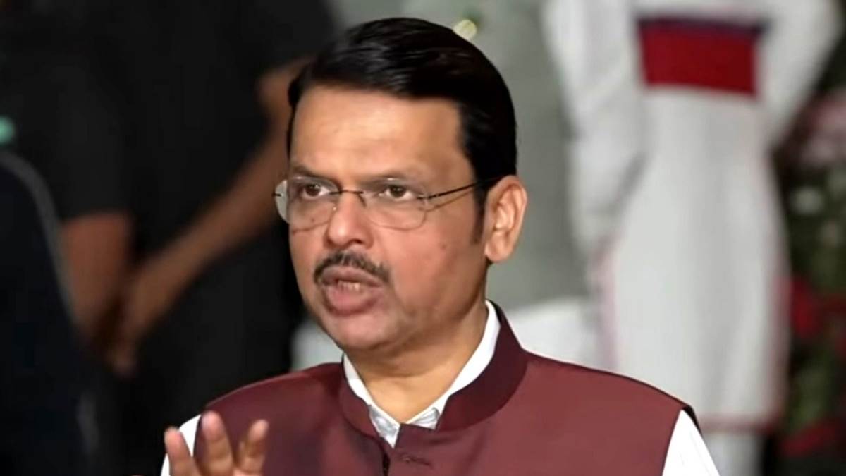 https://www.jagranimages.com/images/newimg/21042025/21_04_2025-devendra_fadanvis_23922592.jpg