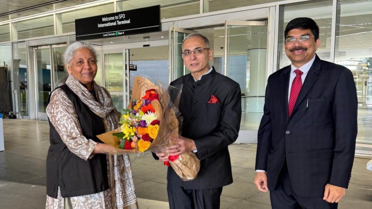 https://www.jagranimages.com/images/newimg/21042025/21_04_2025-nirmala_sitharaman_23922601.jpg
