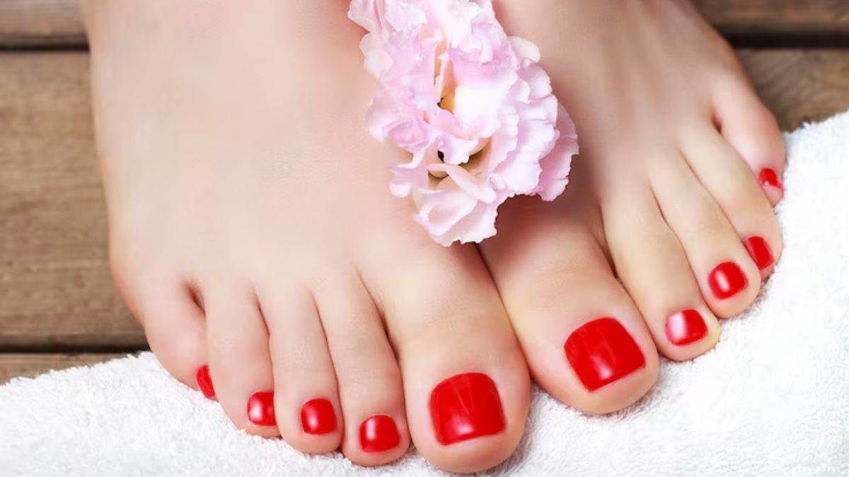 https://www.jagranimages.com/images/newimg/21042025/21_04_2025-pedicure_23922830.jpg