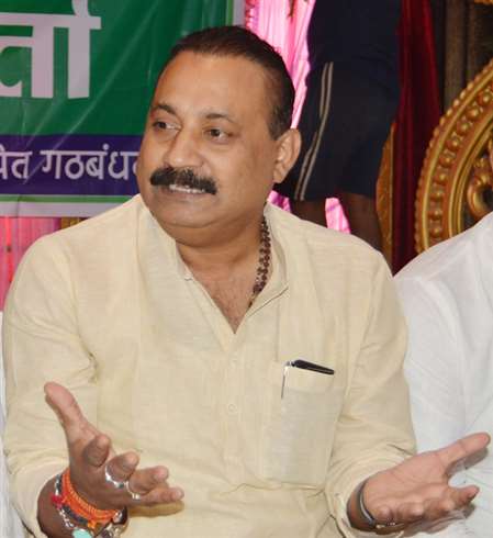 Bihar Education Minister Ashok Chaudhary held a meeting with public  representatives and officials of Jamui this big thing about Corona - Bihar:  शिक्षा मंत्री अशोक चौधरी ने जमुई के जनप्रतिनिधियों और ...