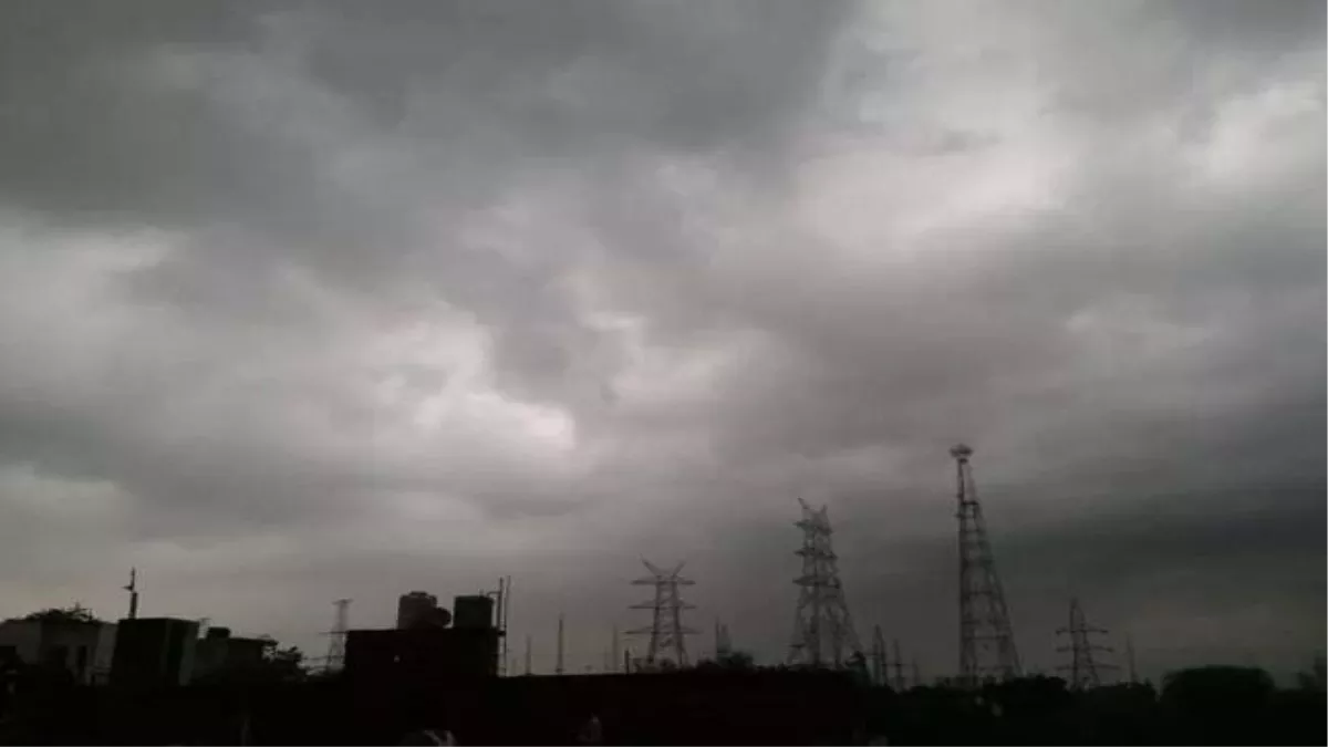 Uttarakhand Weather : देर रात बारिश से मिली कुछ राहत, आज 80 किमी की रफ्तार से हवा चलने और ओलावृष्टि की चेतावनी