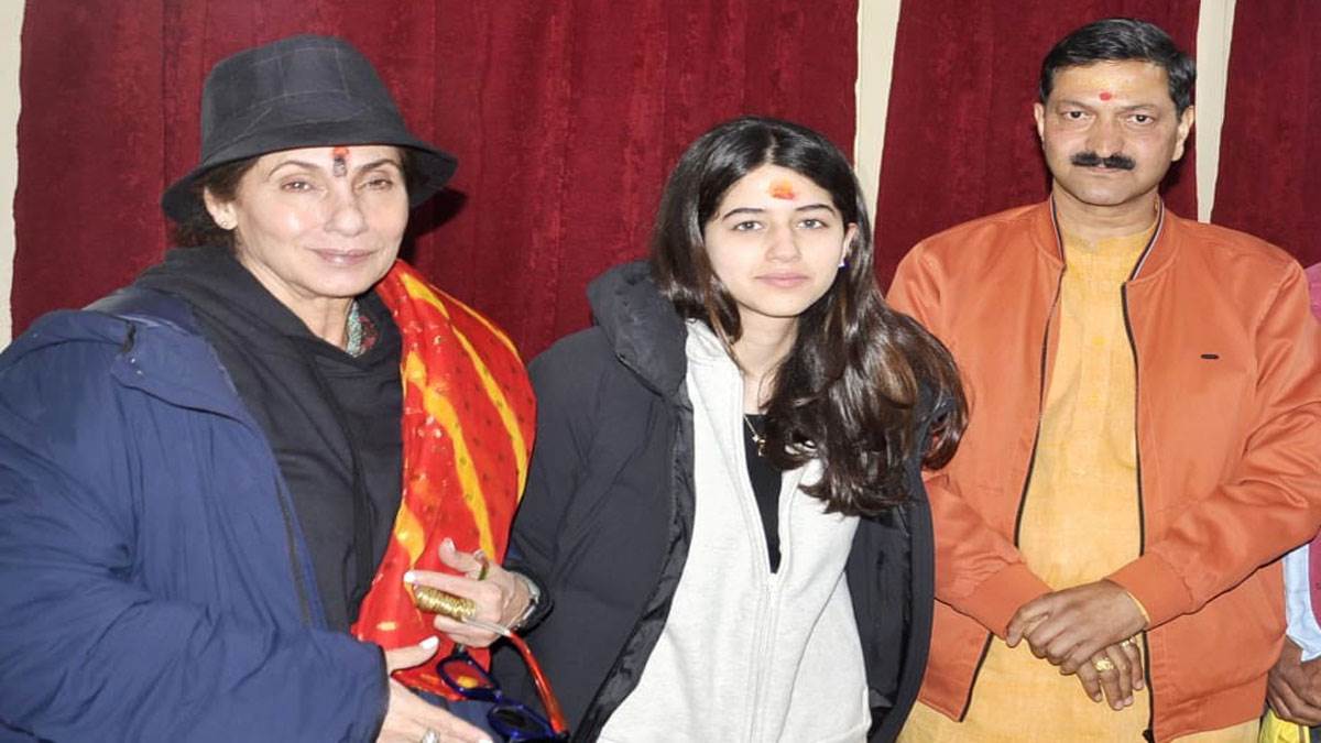 https://www.jagranimages.com/images/newimg/21052023/21_05_2023-dimple-kapadia_23418713.jpg