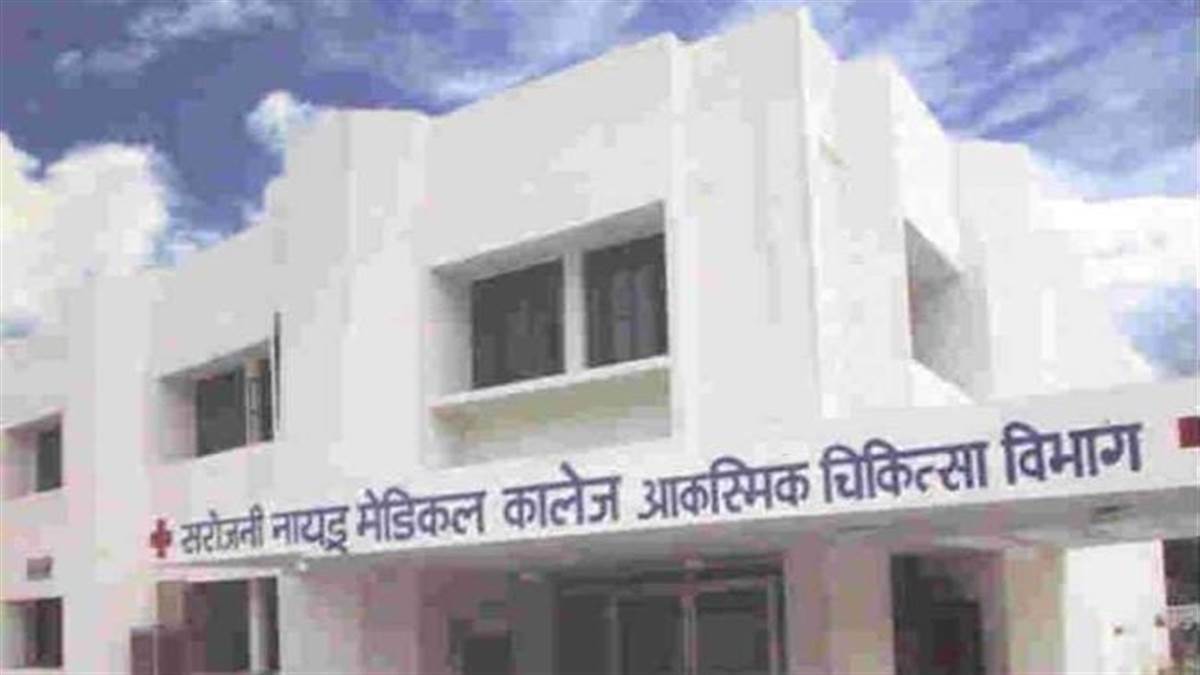 https://www.jagranimages.com/images/newimg/21052023/21_05_2023-sn_medical_college,_cancer_patients_23418594.jpg