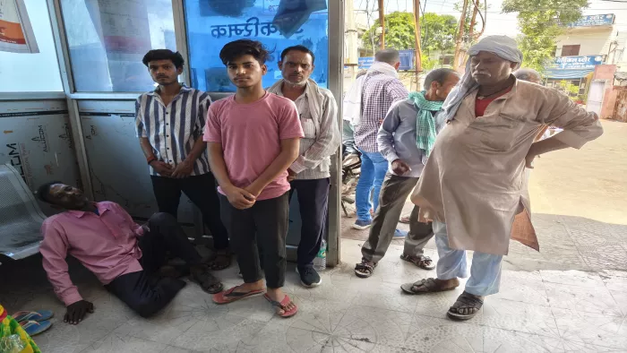 दोस्तों के साथ नहाने गए छात्र की कुंड में डूबकर हुई मौत