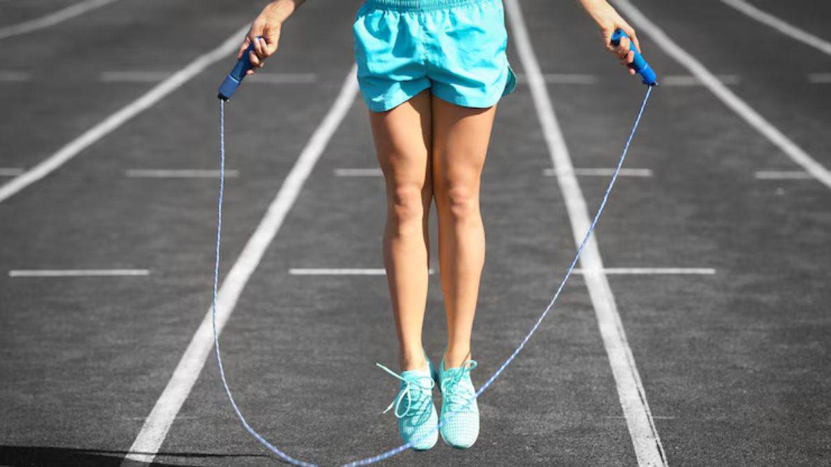 https://www.jagranimages.com/images/newimg/21052025/21_05_2025-benefits_of_daily_jump_rope_23942889.jpg