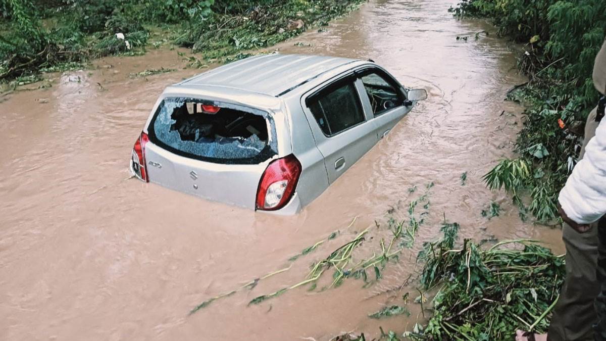 uttarakhand weather update heavy rain alert landslides disrupt life in kumaon