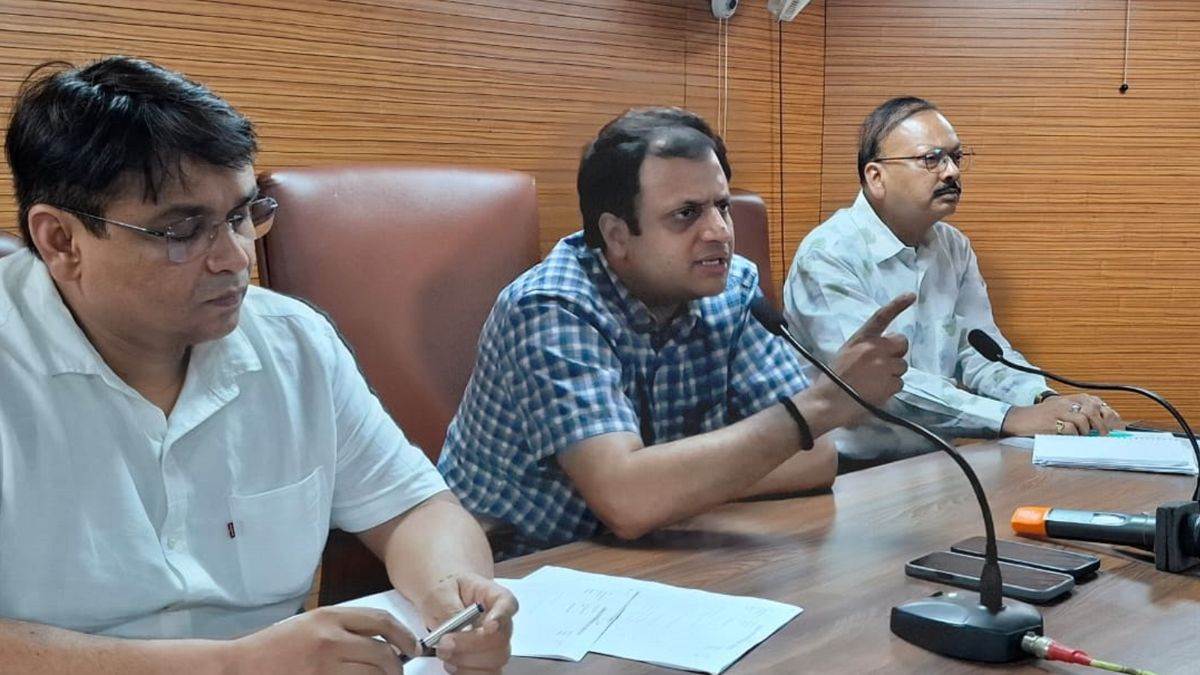 ncr revenue inspector suspended over faulty house tax bills in ghaziabad