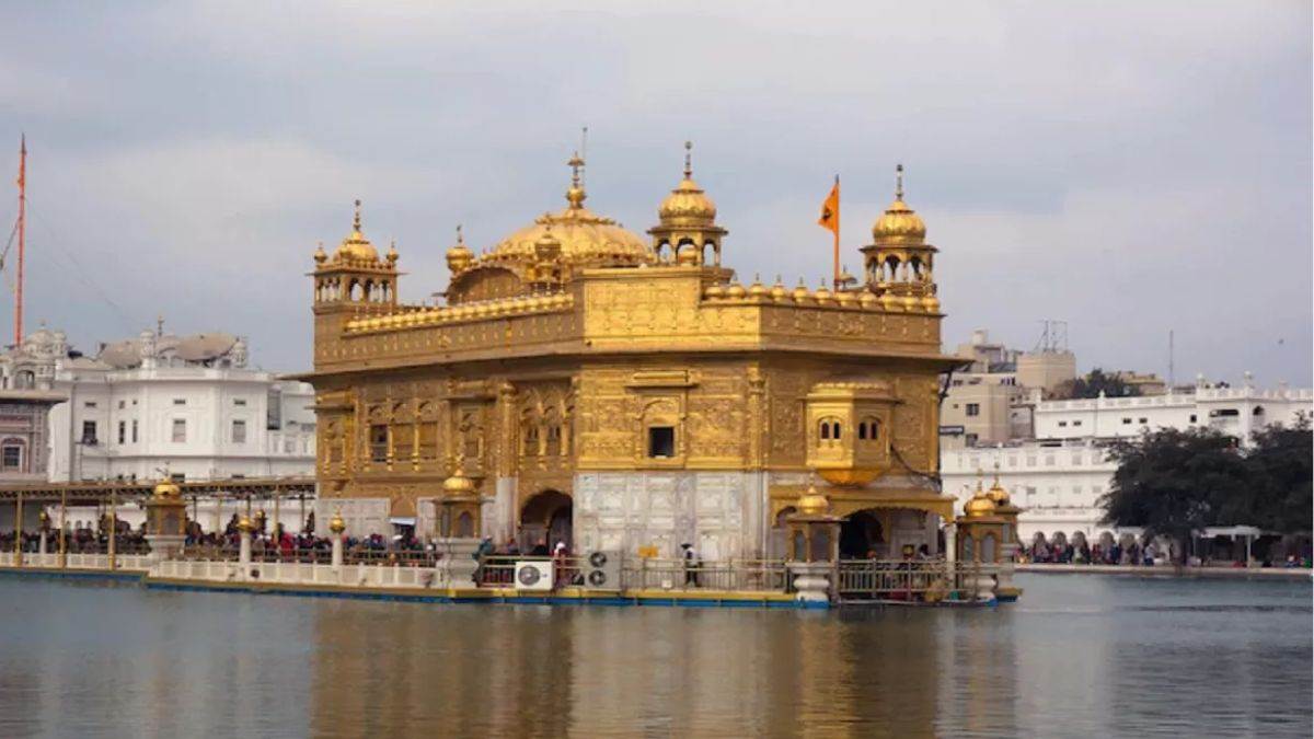 https://www.jagranimages.com/images/newimg/21052025/21_05_2025-golden_temple_23942638.jpg