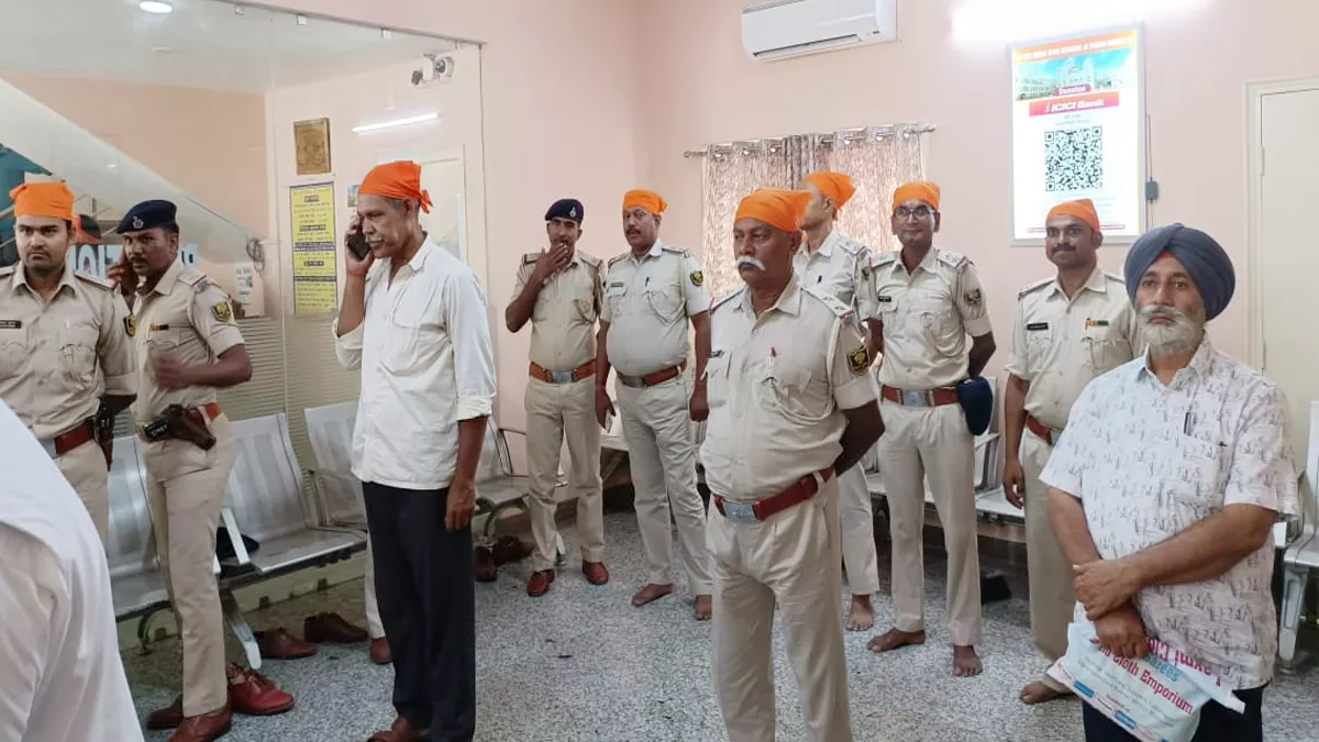 अकाल तख्त के हुकुमनामा पर तख्त साहिब में विरोध, अध्यक्ष ने अमित शाह और नीतीश कुमार को भेजा पत्र
