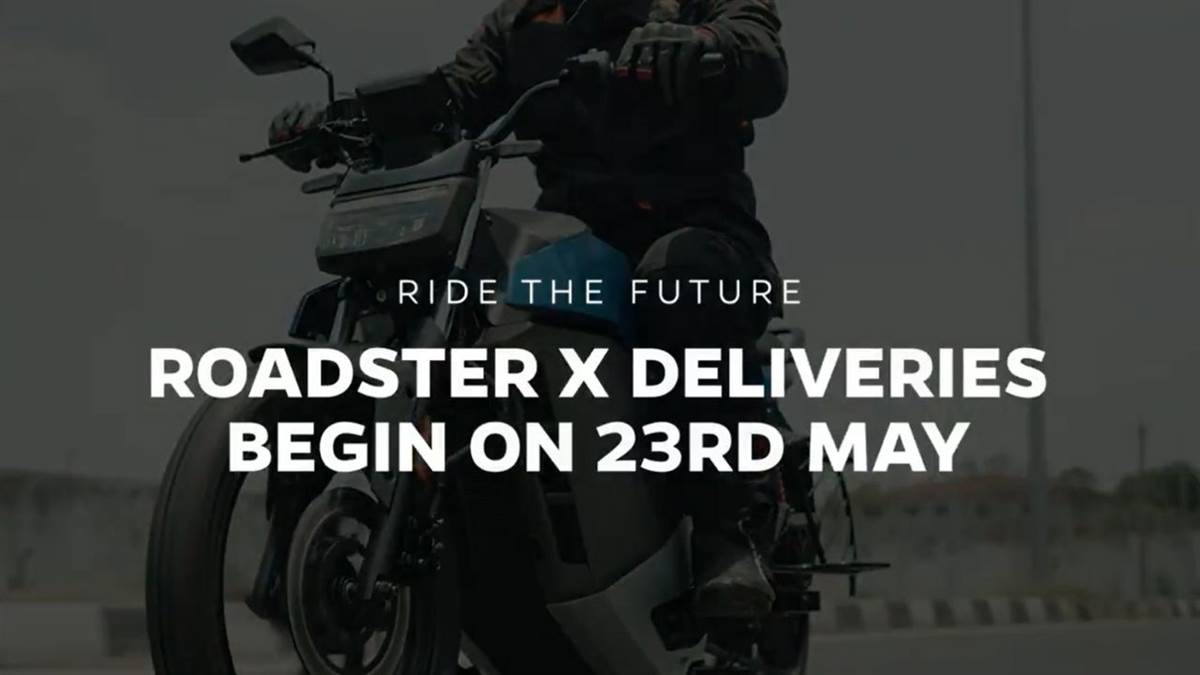 https://www.jagranimages.com/images/newimg/21052025/21_05_2025-ola_roadsterx_delivery_01744_23942749.jpg