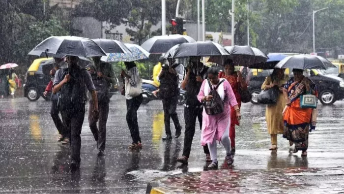 दिल्ली-यूपी समेत कई राज्यों में बारिश का अलर्ट