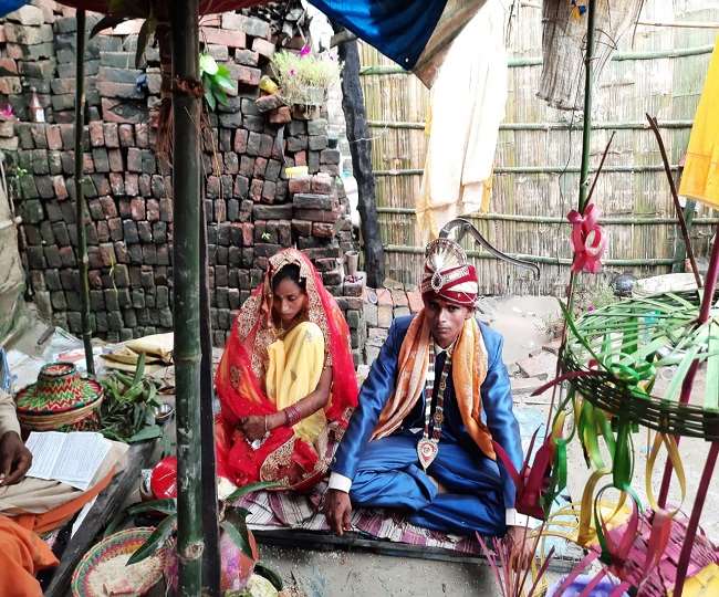 the bride side refused to marry for not bringing the orchestra in bagaha the groom was held hostage