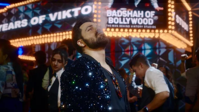 Emraan Hashmi, Mouni Roy Showtime to release on 12 July